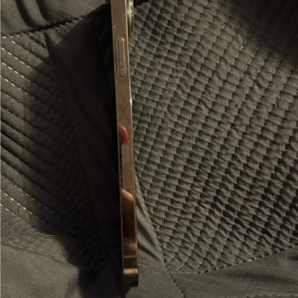 IPHONE 12 PRO MAX carrier locked